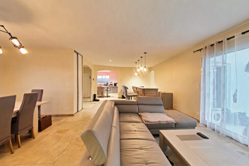 Salon-9