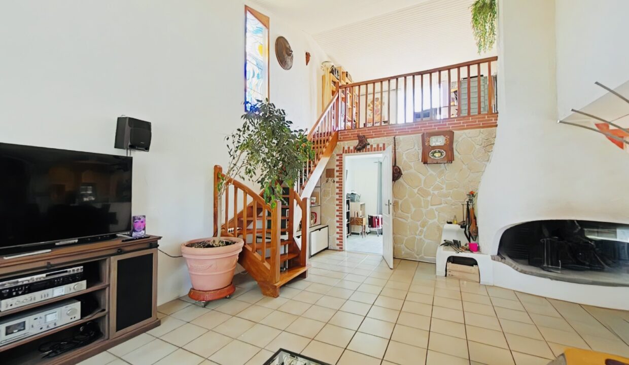 salon 8