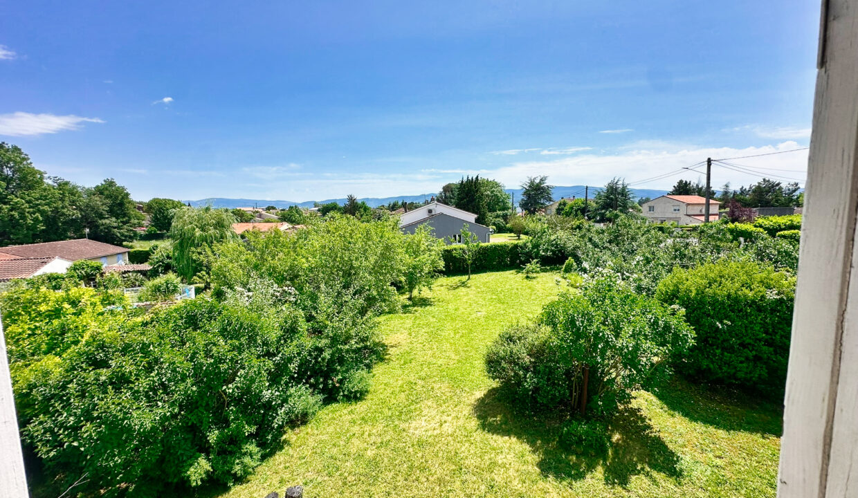 DD2F312F-CA0E-4CE2-AF4D-04E7697C0376_1_102_o